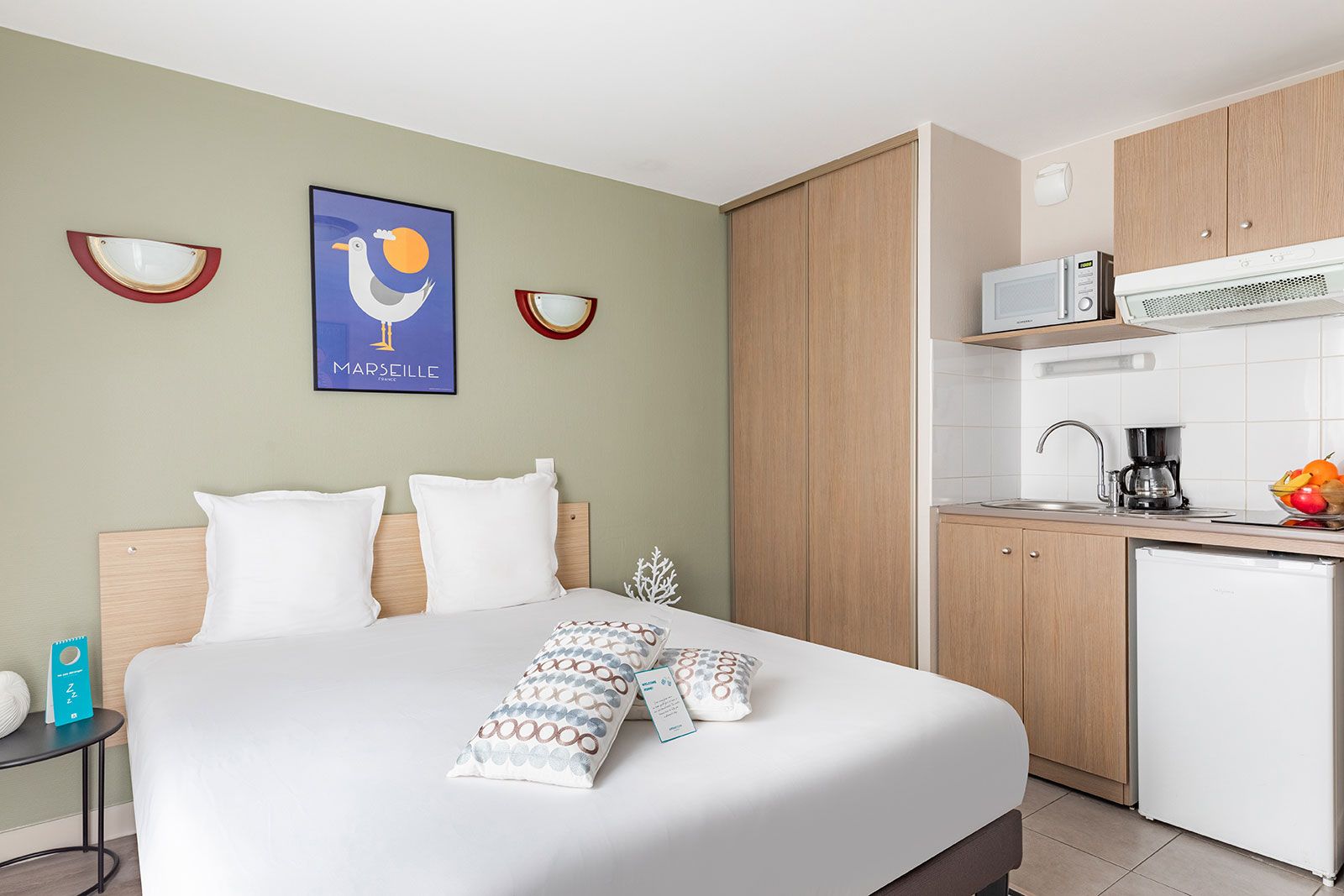 Appart’City Marseille Euromed con cama y cocina