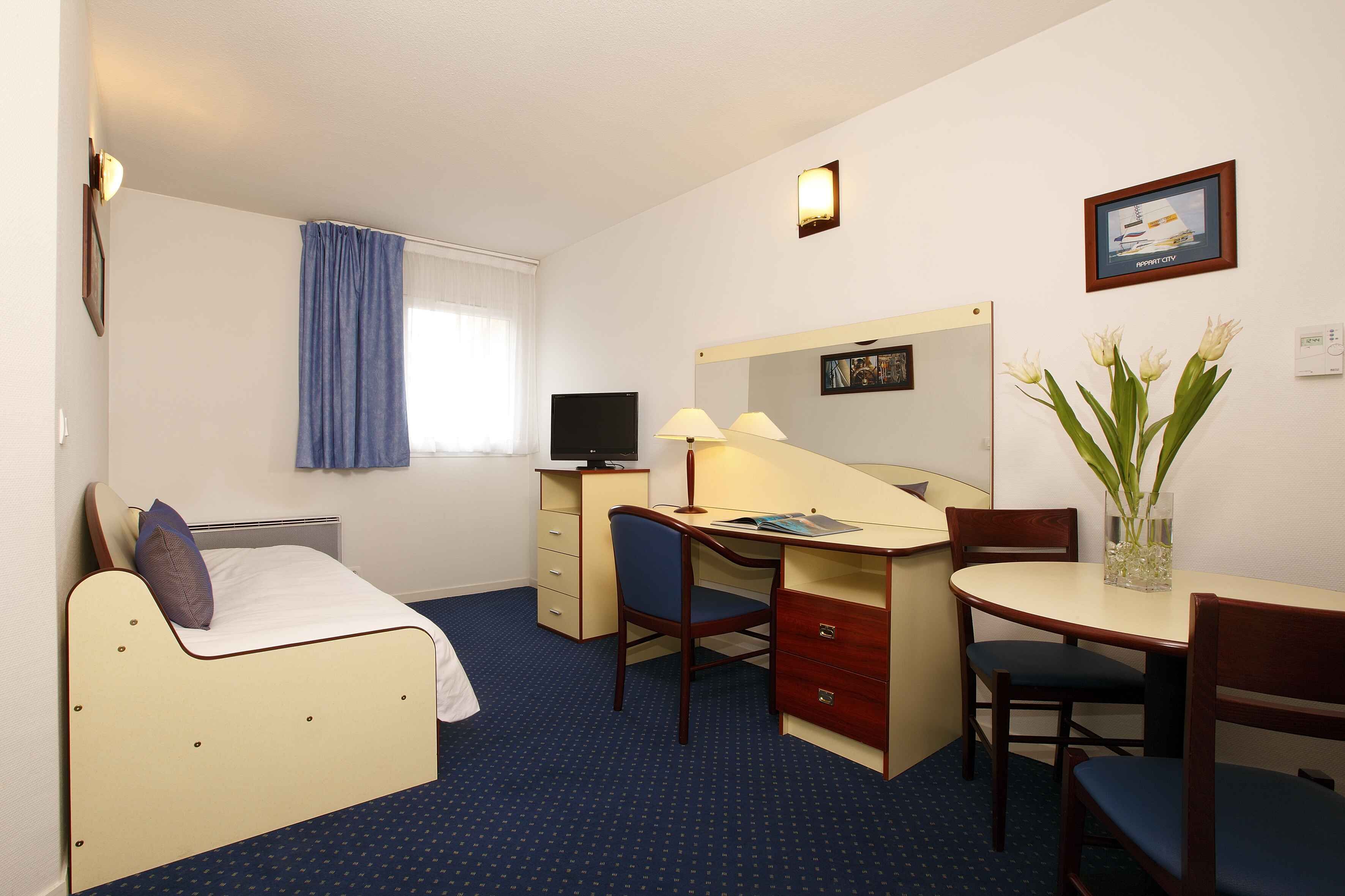 Appart’City Studio Clermont-Ferrand mit Schlafbereich