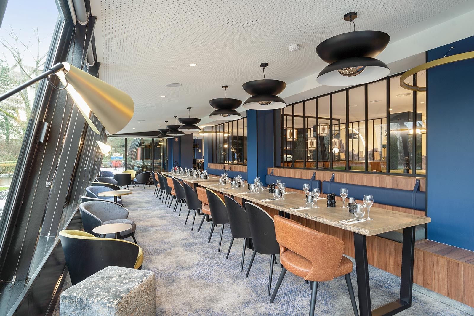 {"fr":"Restaurant Bistrot City Appart’City Ferney Voltaire moderne","en":"Modern Bistrot City Appart’City Ferney Voltaire restaurant","es":"Restaurante moderno de Appart’City Ferney Voltaire","de":"Modernes Appart’City Ferney-Voltaire-Restaurant"}