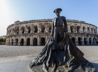 Nîmes